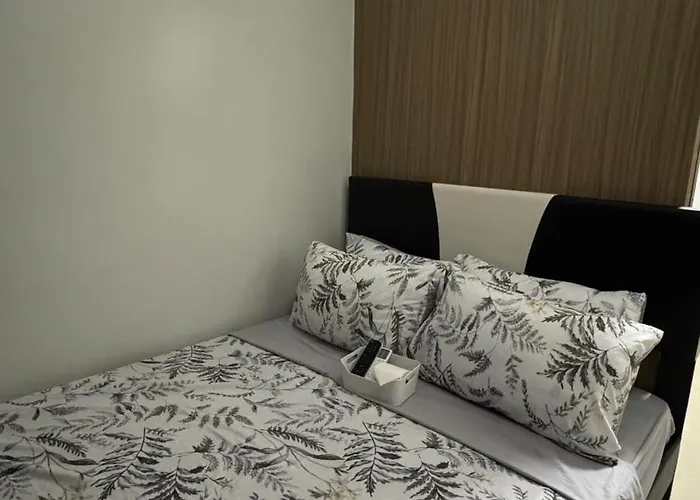Hostal Mall Of Sharing Located In Shore Residences *